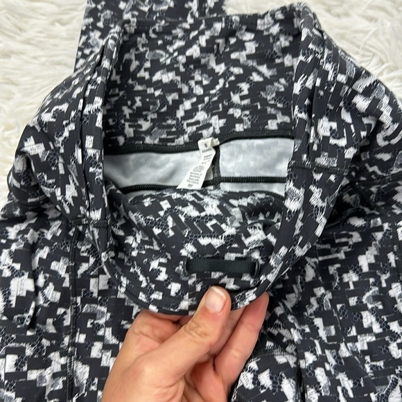 Lululemon Fast and Free Tight 25" *Non-Reflective Nulux Pace Lace Graphite Grey - Picture 3 of 5